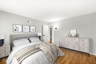 Oakwood Townhomes in Park Forest, IL - Building Photo - Building Photo