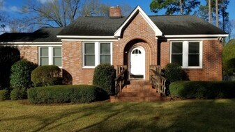241 Lafayette Dr in Augusta, GA - Building Photo