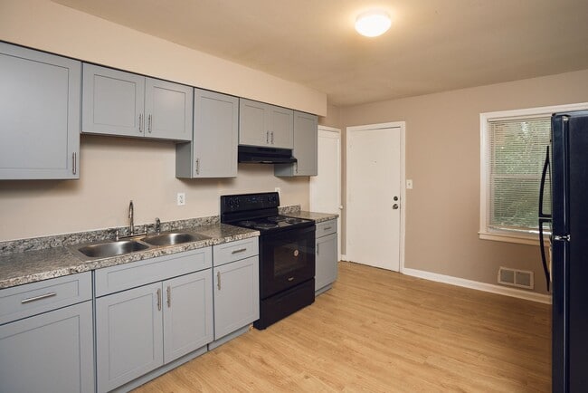 2065-2067 Nettie Ct in Decatur, GA - Building Photo - Building Photo