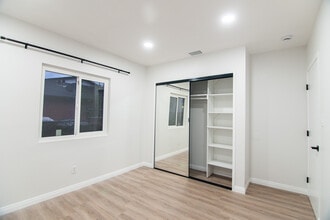 14700 Friar St, Unit 2 in Van Nuys, CA - Building Photo - Building Photo