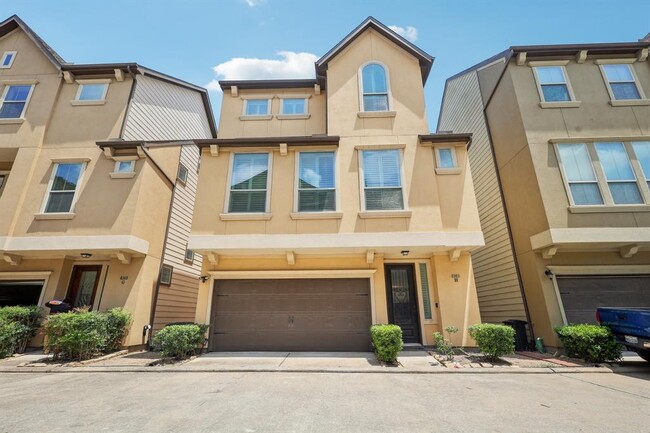 6363 Fairdale Ln