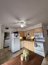 107 S Lauber Way in Tampa, FL - Building Photo - Building Photo