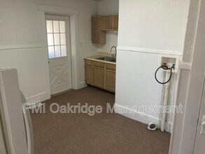 39 E Park St in Fort Loramie, OH - Building Photo - Building Photo