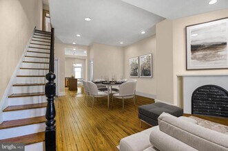 1330 35th St NW in Washington, DC - Building Photo - Building Photo