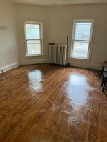 44 Cortland St, Unit 2