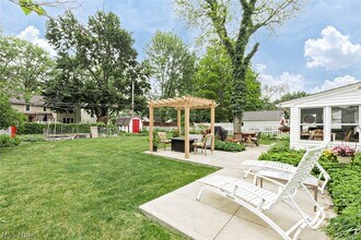 8279 Westmoor Rd in Mentor, OH - Building Photo - Building Photo