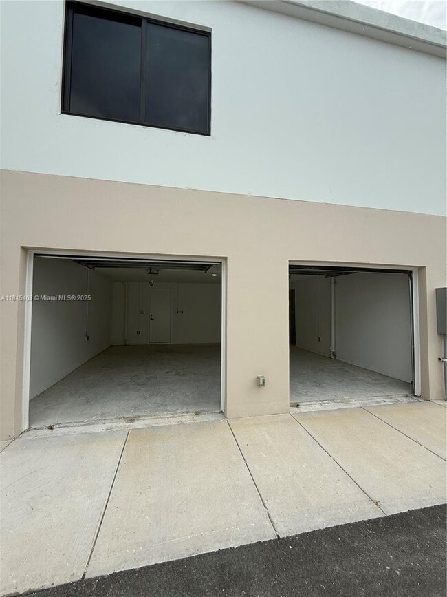 14576 SW 261st St in Princeton, FL - Building Photo - Building Photo