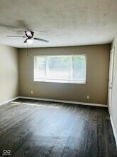 1258 N Ridgeview Dr in Indianapolis, IN - Building Photo - Building Photo