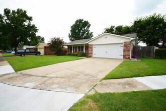 1608 S 1st Pl in Broken Arrow, OK - Building Photo - Building Photo