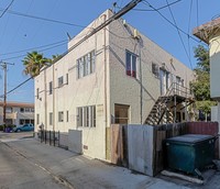 1822 E 8th St in Long Beach, CA - Foto de edificio - Building Photo