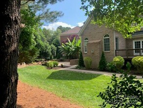 12325 Summer Breeze Ct in Charlotte, NC - Building Photo - Building Photo