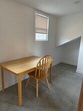 42 Brooks Rd in Lincoln, MA - Building Photo - Building Photo