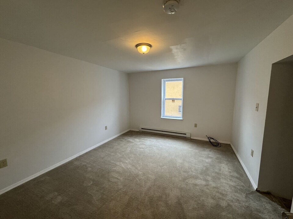 2312 Arctic Ave in Atlantic City, NJ - Building Photo