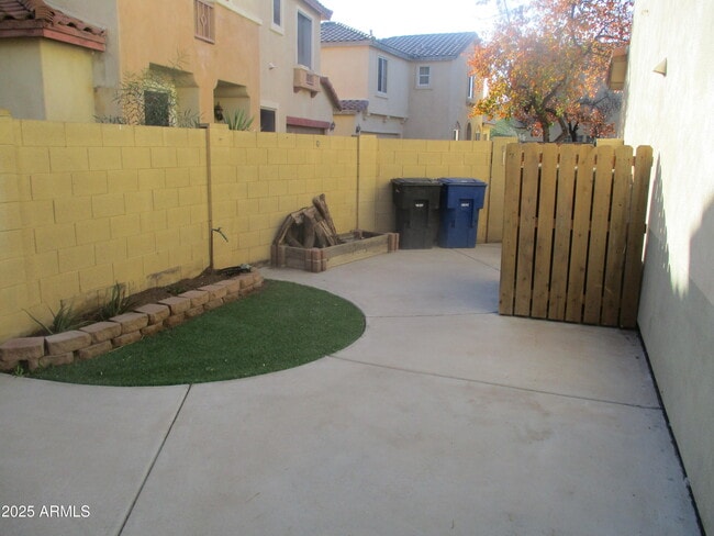 2165 N San Vincente Dr in Chandler, AZ - Building Photo - Building Photo