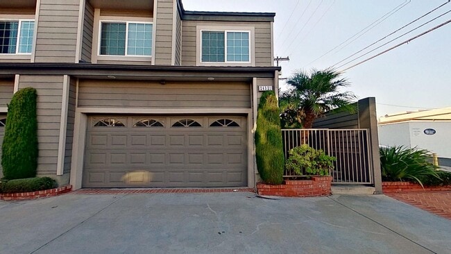 property at 24531 Santa Clara Ave