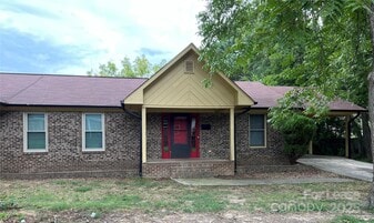120 W Hudson St in Monroe, NC - Building Photo