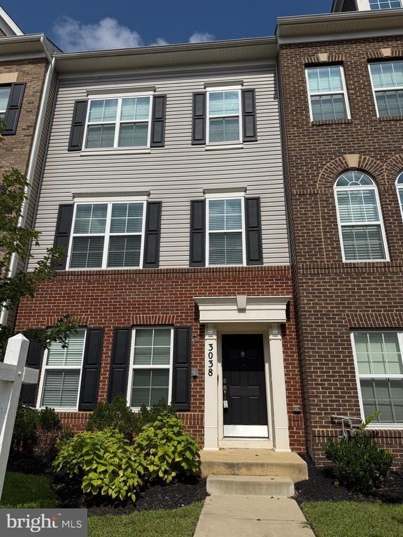 property at 3038 Mia Ln