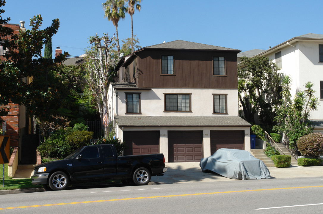 1963 S Beverly Glen Blvd in Los Angeles, CA - Building Photo