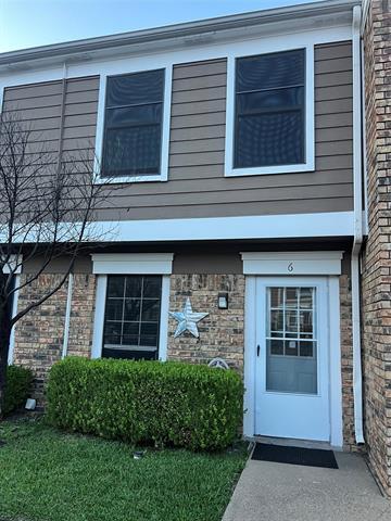 property at 705 Lee St