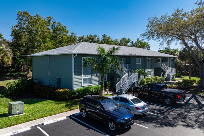 Naples Keep in Naples, FL - Building Photo - Primary Photo