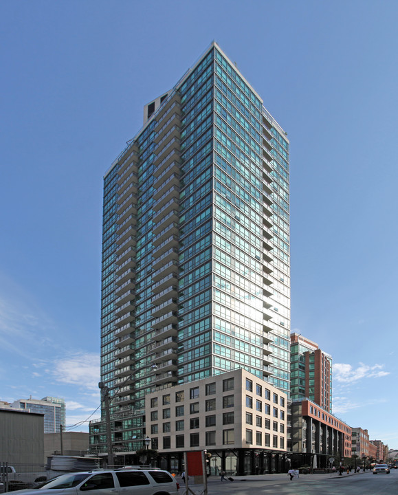 London Condos in Toronto, ON - Building Photo