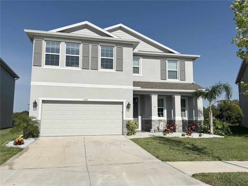 5525 Thistle Fld Ct in Wesley Chapel, FL - Building Photo