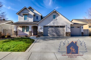 2539 Bottle Brush Ave in Meridian, ID - Building Photo
