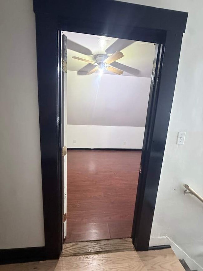 110 Pleasant St, Unit 110 pleasant street FL 3
