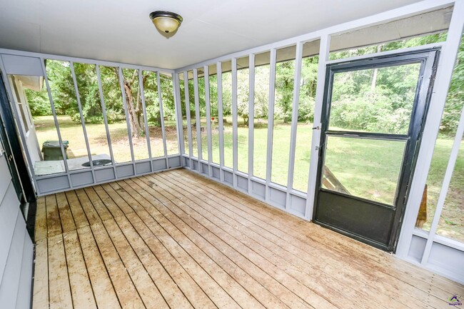 116 Plum Ln in Bonaire, GA - Building Photo - Building Photo