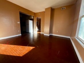 914 Bullitt Ave SE in Roanoke, VA - Foto de edificio - Building Photo