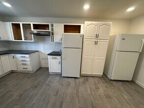 3030 Plaza St, Unit Main house in Las Vegas, NV - Foto de edificio - Building Photo