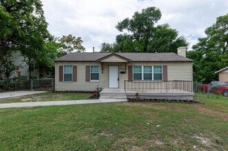 6633 Racine Dr in Dallas, TX - Building Photo - Building Photo