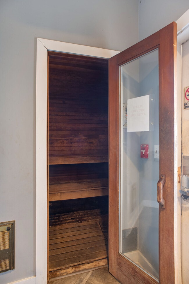 Club Meridian in Okemos, MI - Building Photo - Building Photo