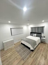 739 SE 12th Ave in Deerfield Beach, FL - Building Photo - Building Photo
