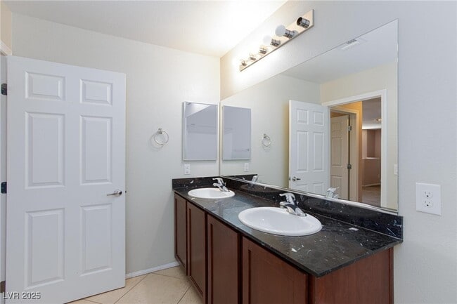 property at 6736 Prairie Dusk Dr