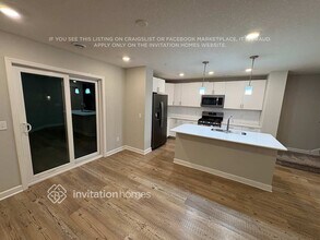 10936 Zest St NE in Blaine, MN - Foto de edificio - Building Photo