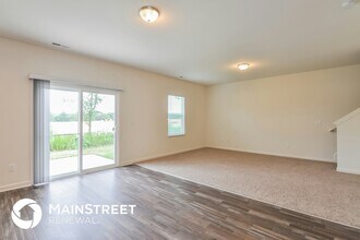 724 Kenyon Spring Dr in Zebulon, NC - Building Photo - Building Photo