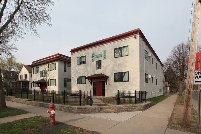 1119-1123 Logan Ave in Minneapolis, MN - Building Photo - Building Photo