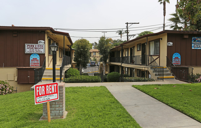 Park Vista Apartments Homes in Chula Vista, CA - Building Photo - Building Photo