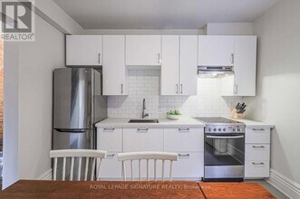 553 Euclid Ave in Toronto, ON - Building Photo - Building Photo