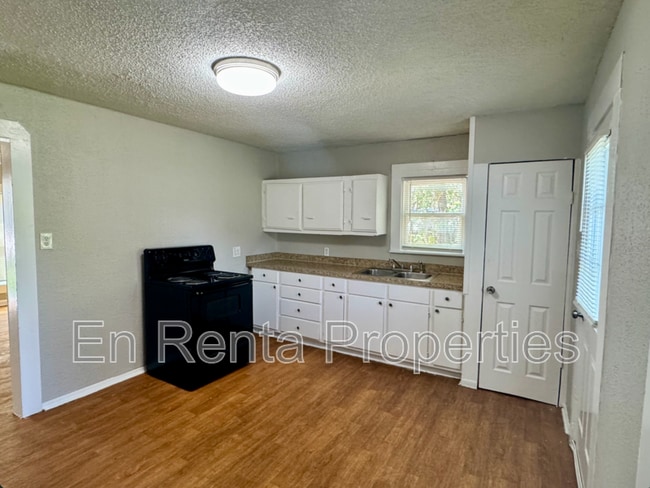 3000 Hiawatha Trail in Fort Worth, TX - Building Photo - Building Photo