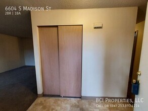 6604 S Madison St in Tacoma, WA - Building Photo - Building Photo
