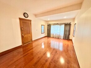 1822 W Greenleaf Ave in Chicago, IL - Building Photo - Building Photo