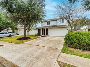 804 Sheraton Ave in Austin, TX - Building Photo - Building Photo