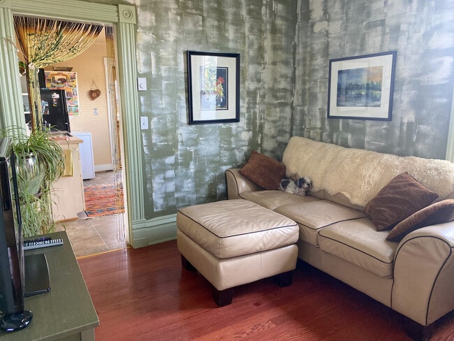 property at 1311 N Garden St