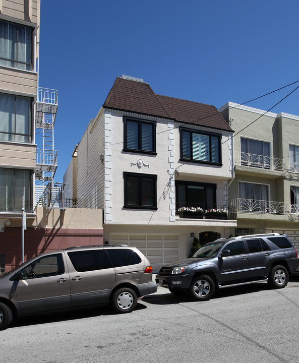 1670 Greenwich in San Francisco, CA - Building Photo