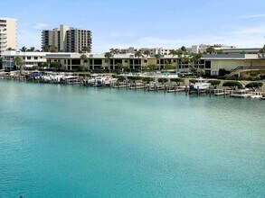 275 S Beach Rd in Tequesta, FL - Building Photo - Building Photo