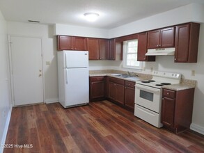 302 Luann Rd in Jacksonville, NC - Building Photo - Building Photo