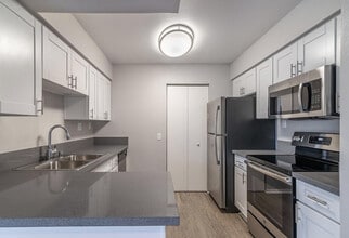 11513 Windcrest Ln, Unit SI ID1506178P in San Diego, CA - Building Photo - Building Photo