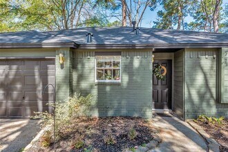 116 W White Willow Cir in Spring, TX - Building Photo - Building Photo